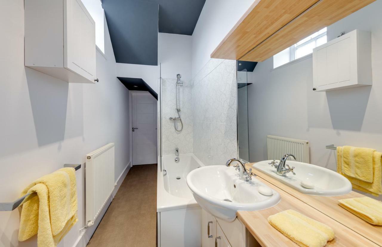 Mews Cottage Γουίτμπι Εξωτερικό φωτογραφία
